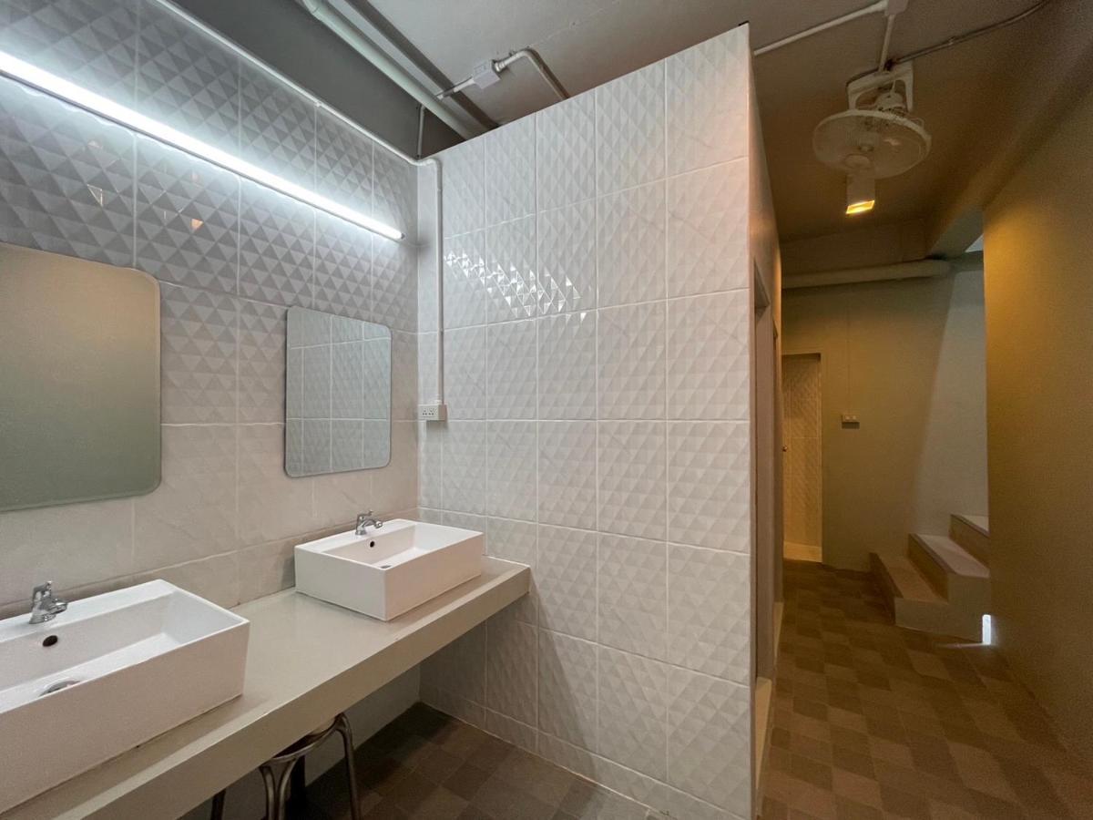 Comfort Zone Hostel @ Tha Pae Chiang Mai Zewnętrze zdjęcie